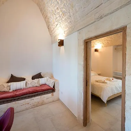 Lamia Mari'- Aia Piccola * Alberobello