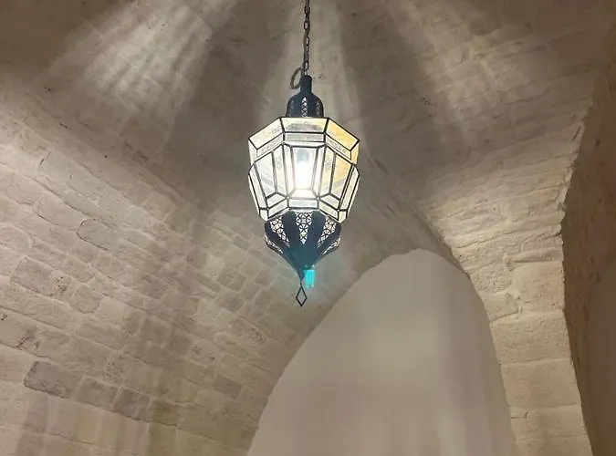 Lamia Mari'- Aia Piccola * 阿尔贝罗贝洛